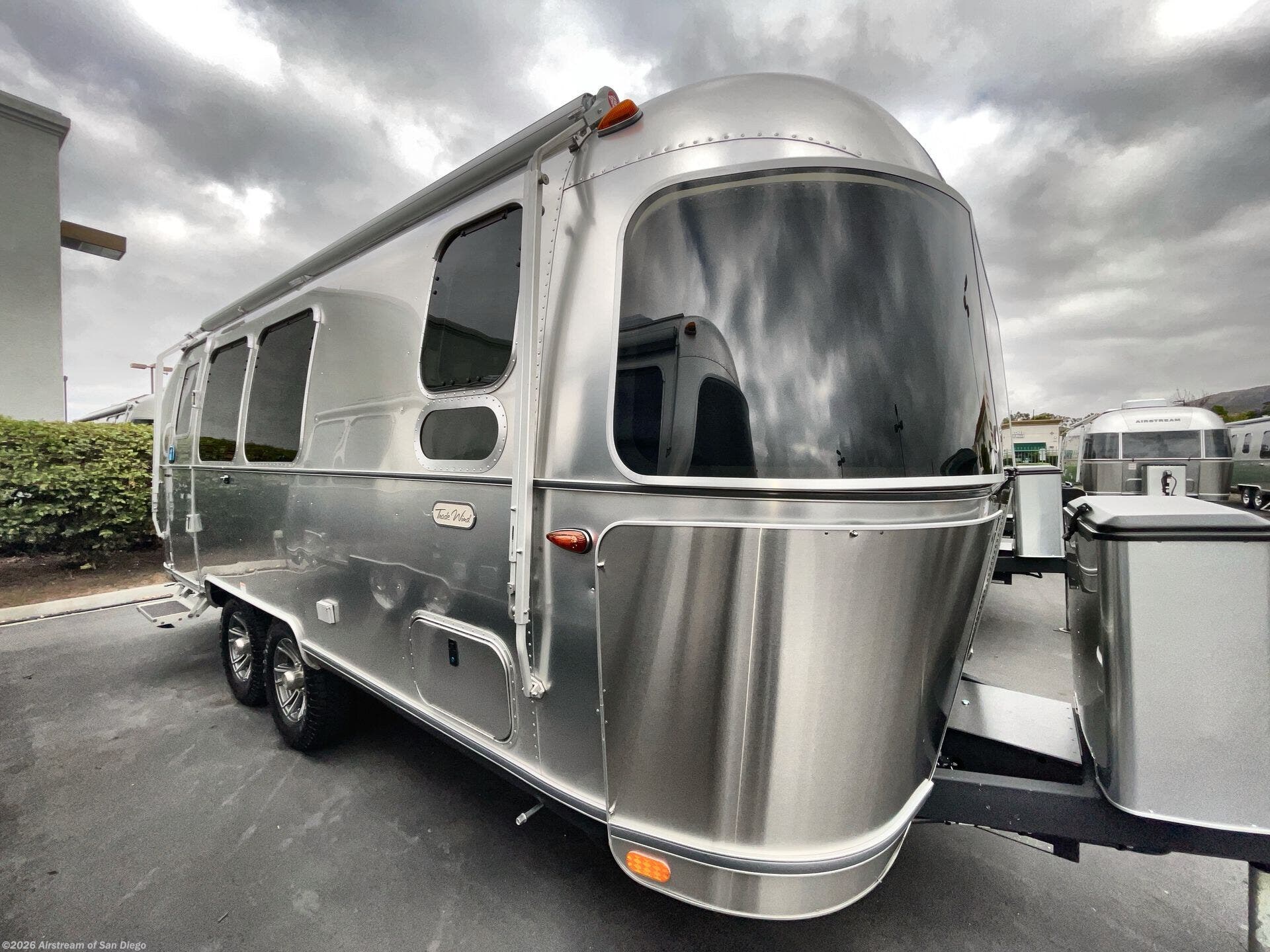 New 2026 Airstream Trade Wind 23FBT available in San Diego, California