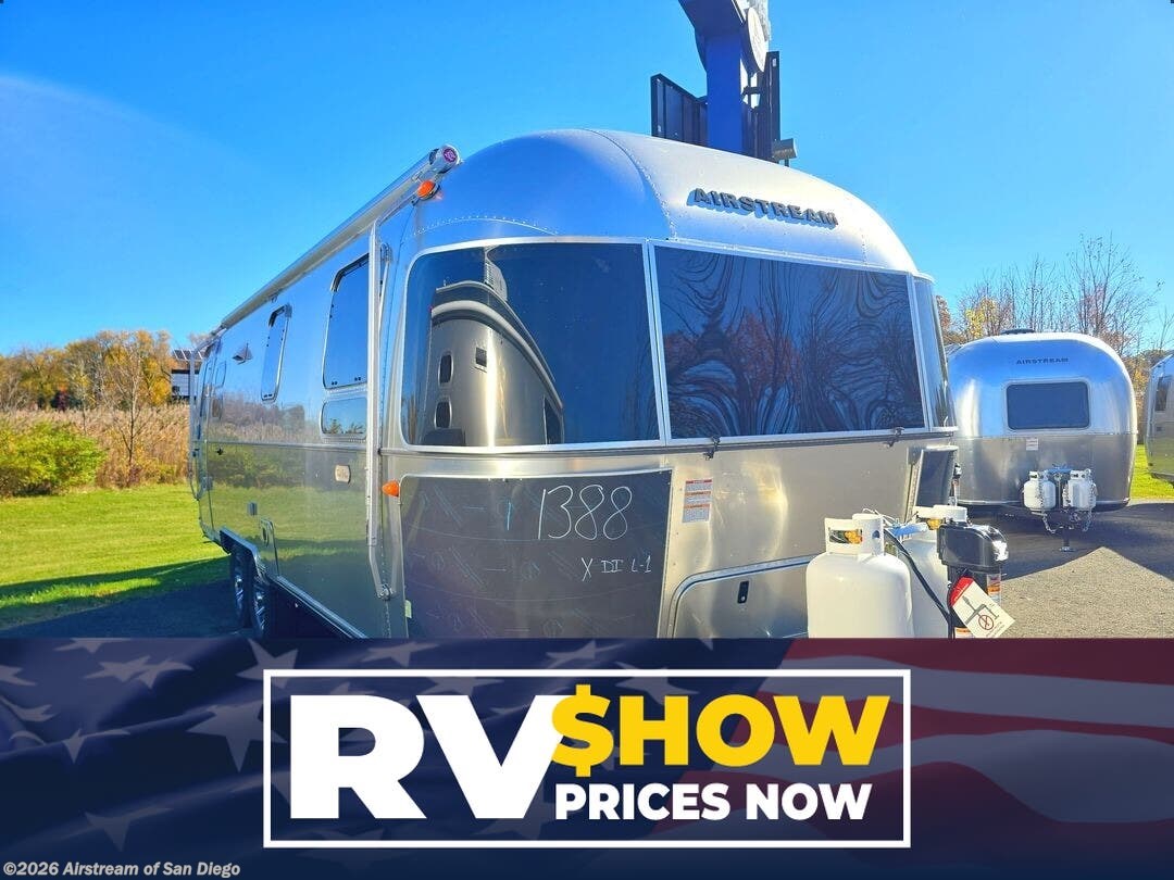 New 2027 Airstream Trade Wind 27FB available in San Diego, California