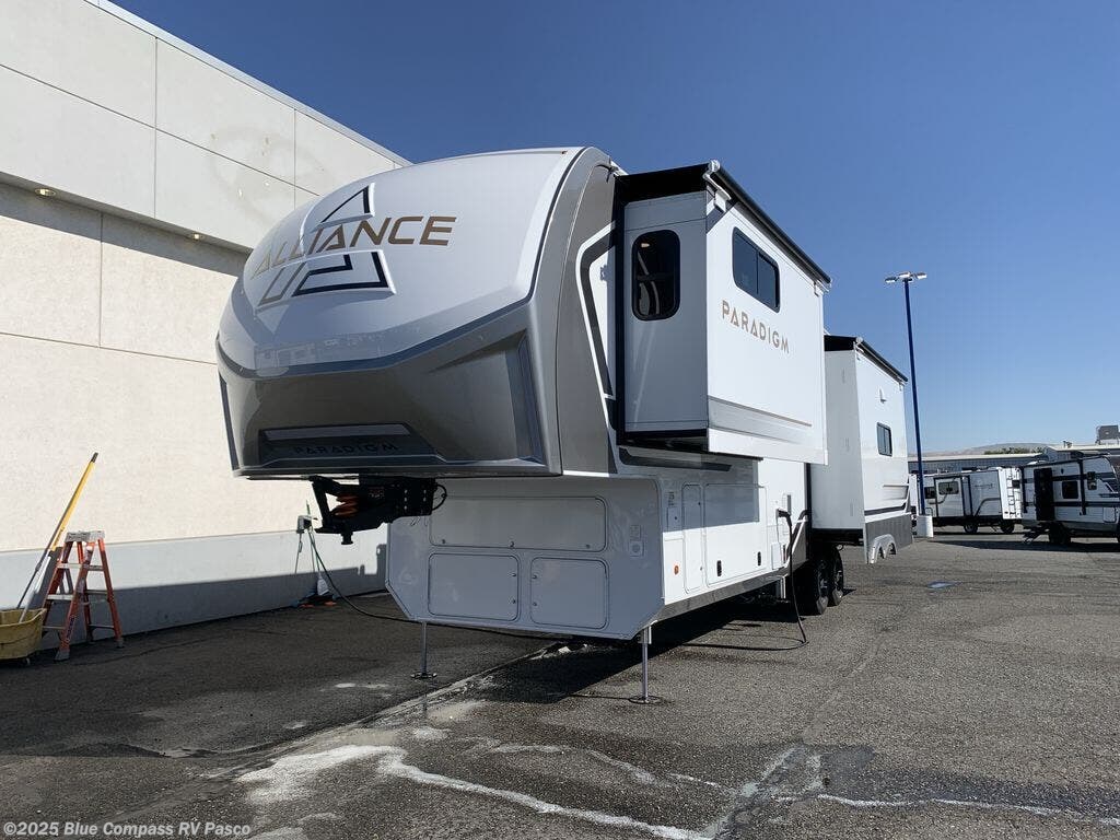 New 2026 Alliance RV Paradigm 340RL available in Pasco, Washington
