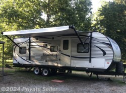 Used 2015 Forest River Salem U-shape dinette, 3 bunks, couch, queen bedroom available in Benton, Arkansas