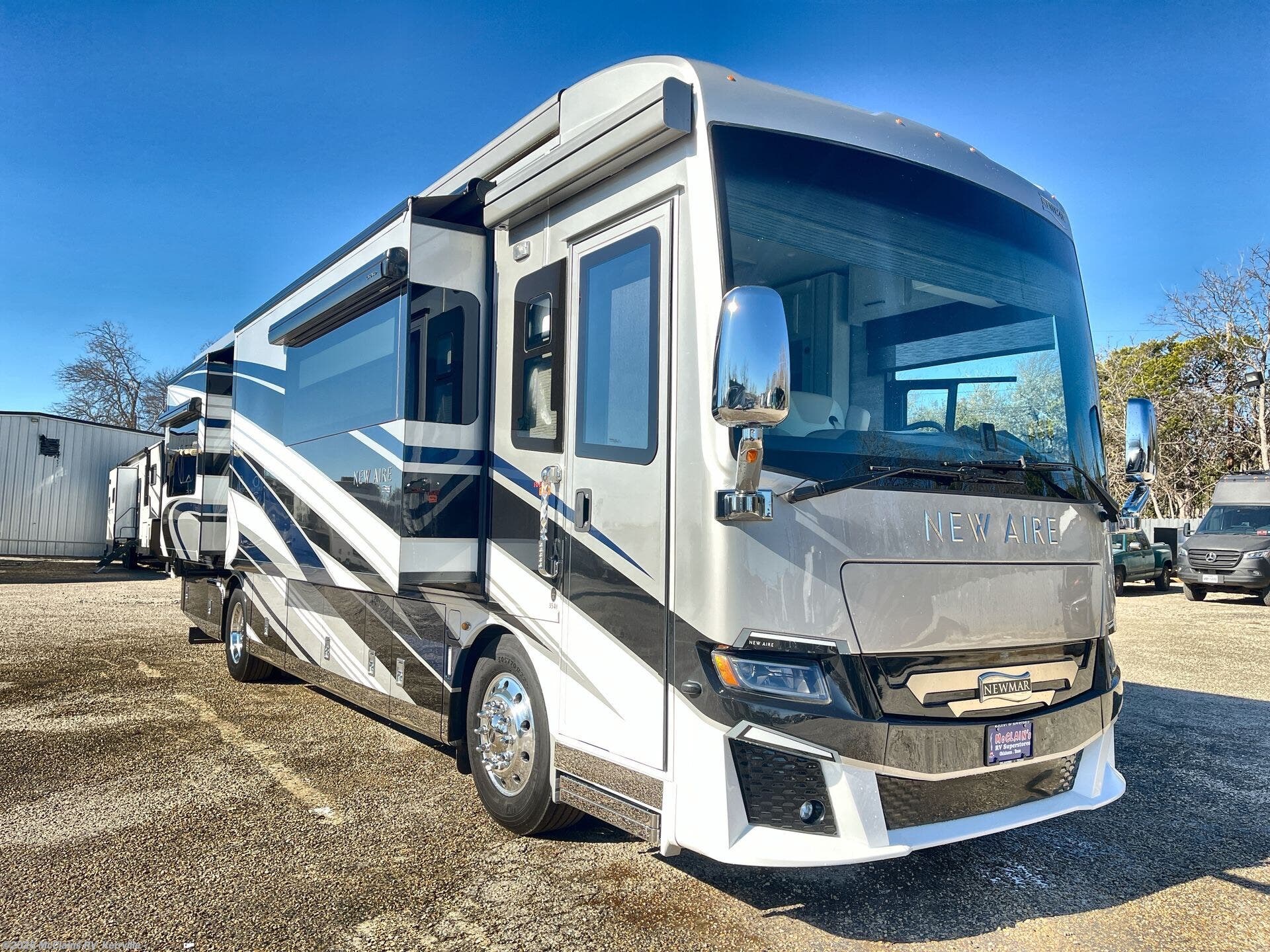 Used 2022 Newmar New Aire 3541 available in Kerrville, Texas