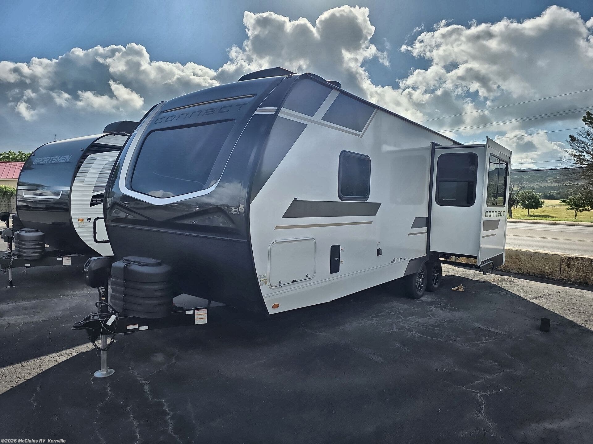 New 2026 K-Z Connect 241RLK available in Kerrville, Texas