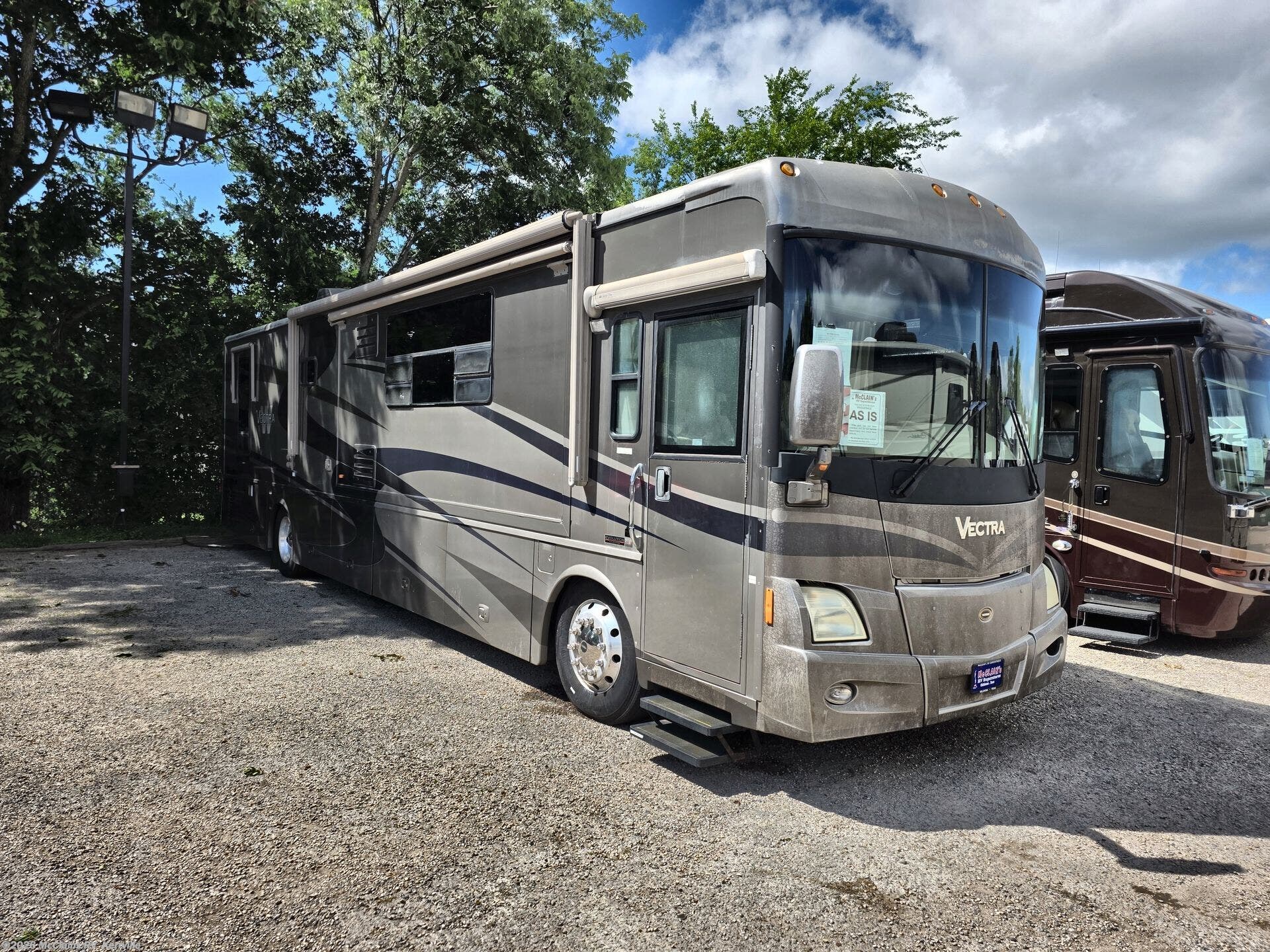 Used 2004 Winnebago Vectra 40AD available in Kerrville, Texas