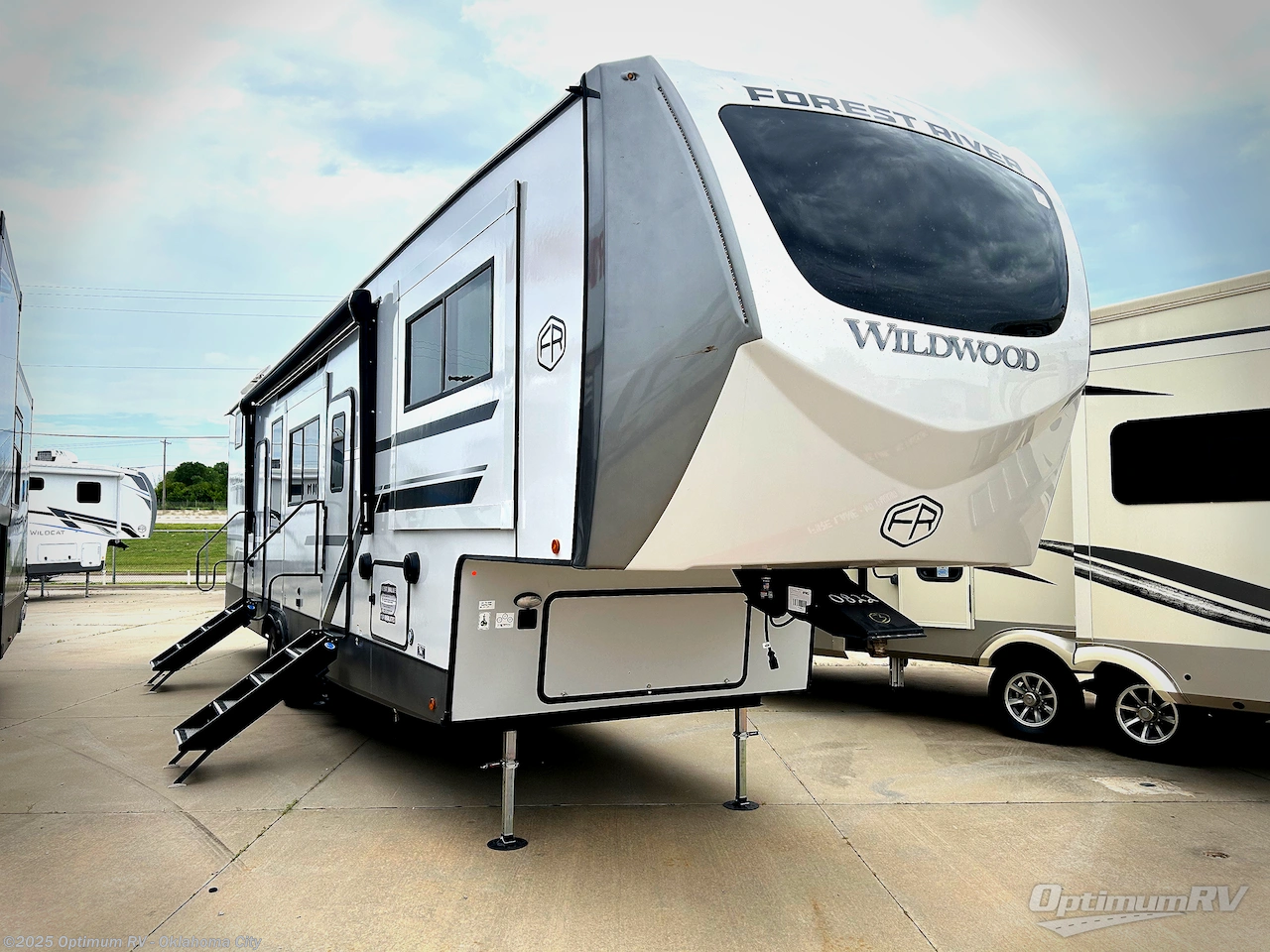 New 2026 Forest River Wildwood Heritage Glen 378FL available in Moore, Oklahoma