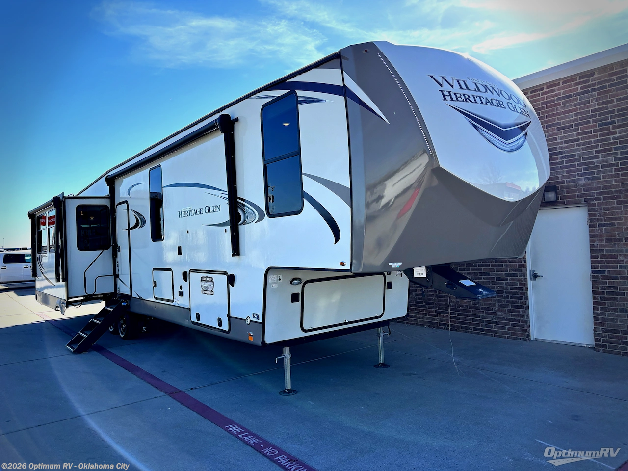 Used 2021 Forest River Wildwood Heritage Glen 369BL available in Moore, Oklahoma