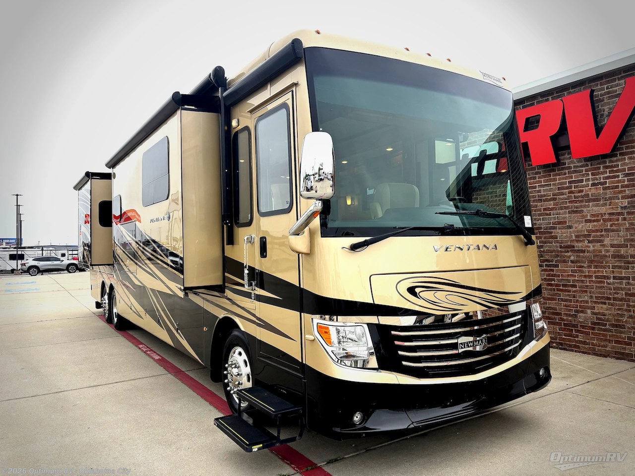 Used 2018 Newmar Ventana 4369 available in Moore, Oklahoma
