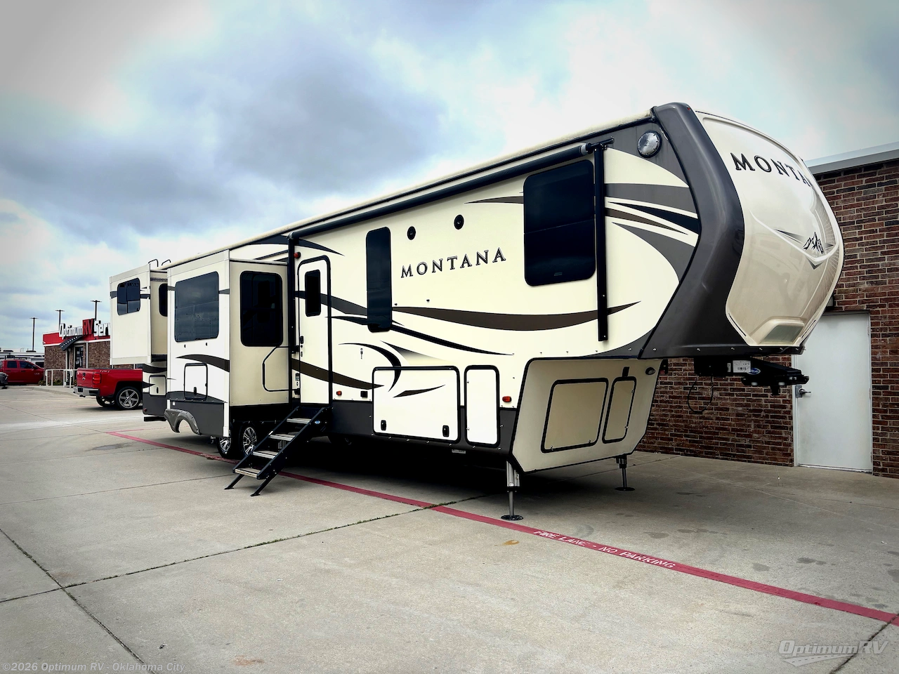 Used 2018 Keystone Montana 3791RD available in Moore, Oklahoma