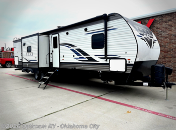 Used 2022 Palomino Puma 32BH2B available in Moore, Oklahoma