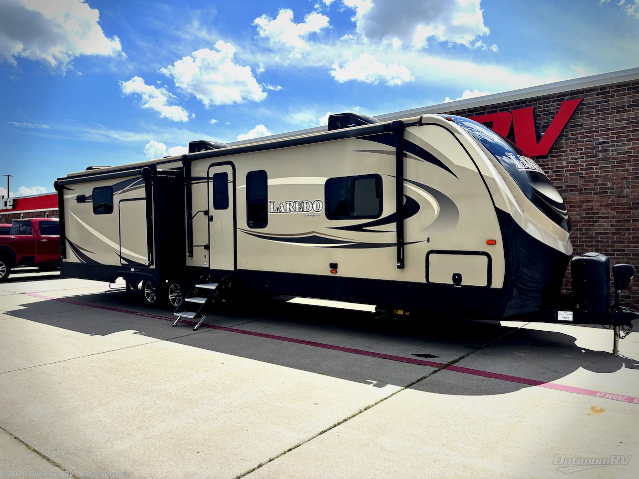 Used 2018 Keystone Laredo 335MK available in Moore, Oklahoma
