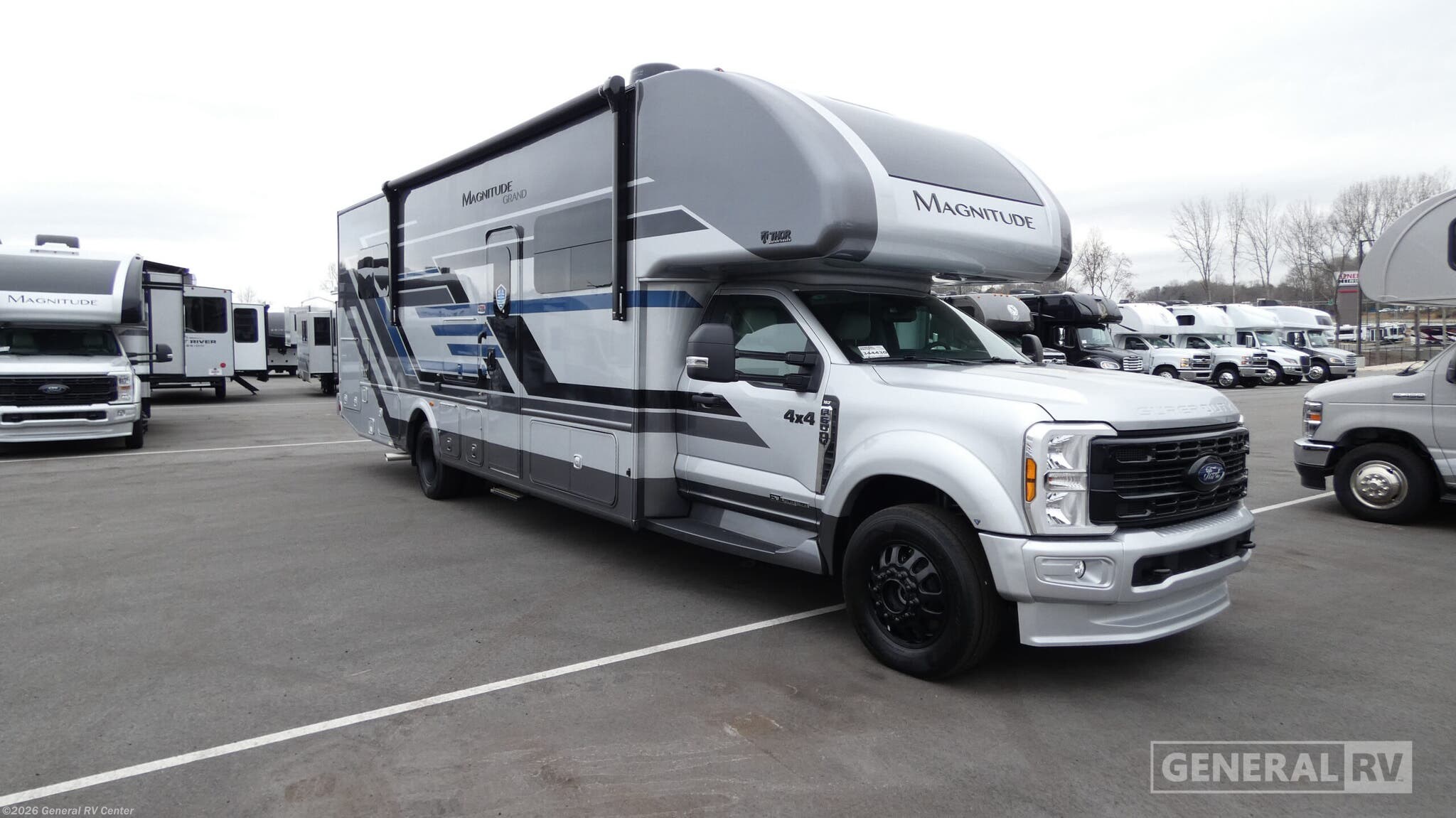 New 2026 Thor Motor Coach Magnitude Grand L35 available in Salisbury, North Carolina