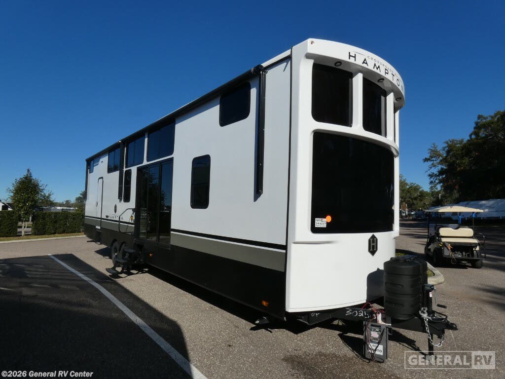 New 2025 CrossRoads Hampton 390PVL available in Salisbury, North Carolina