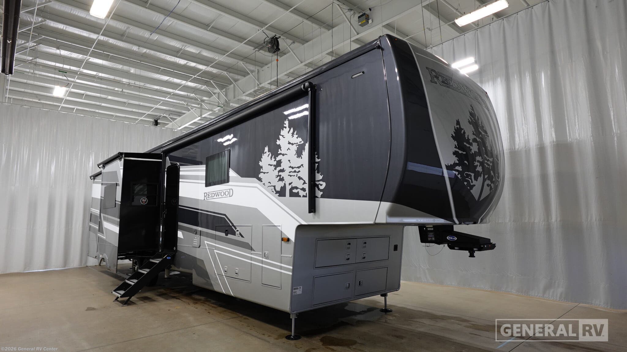 New 2027 CrossRoads Redwood 401LK available in Salisbury, North Carolina