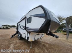 Used 2019 CrossRoads Cruiser Aire CR24RL available in Cleburne, Texas