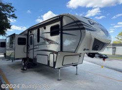 Used 2017 Prime Time Crusader Lite 27RK available in Corsicana, Texas