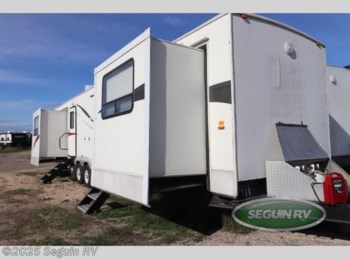 Used 2006 Play-Mor 2 ROOM CAST available in Seguin, Texas