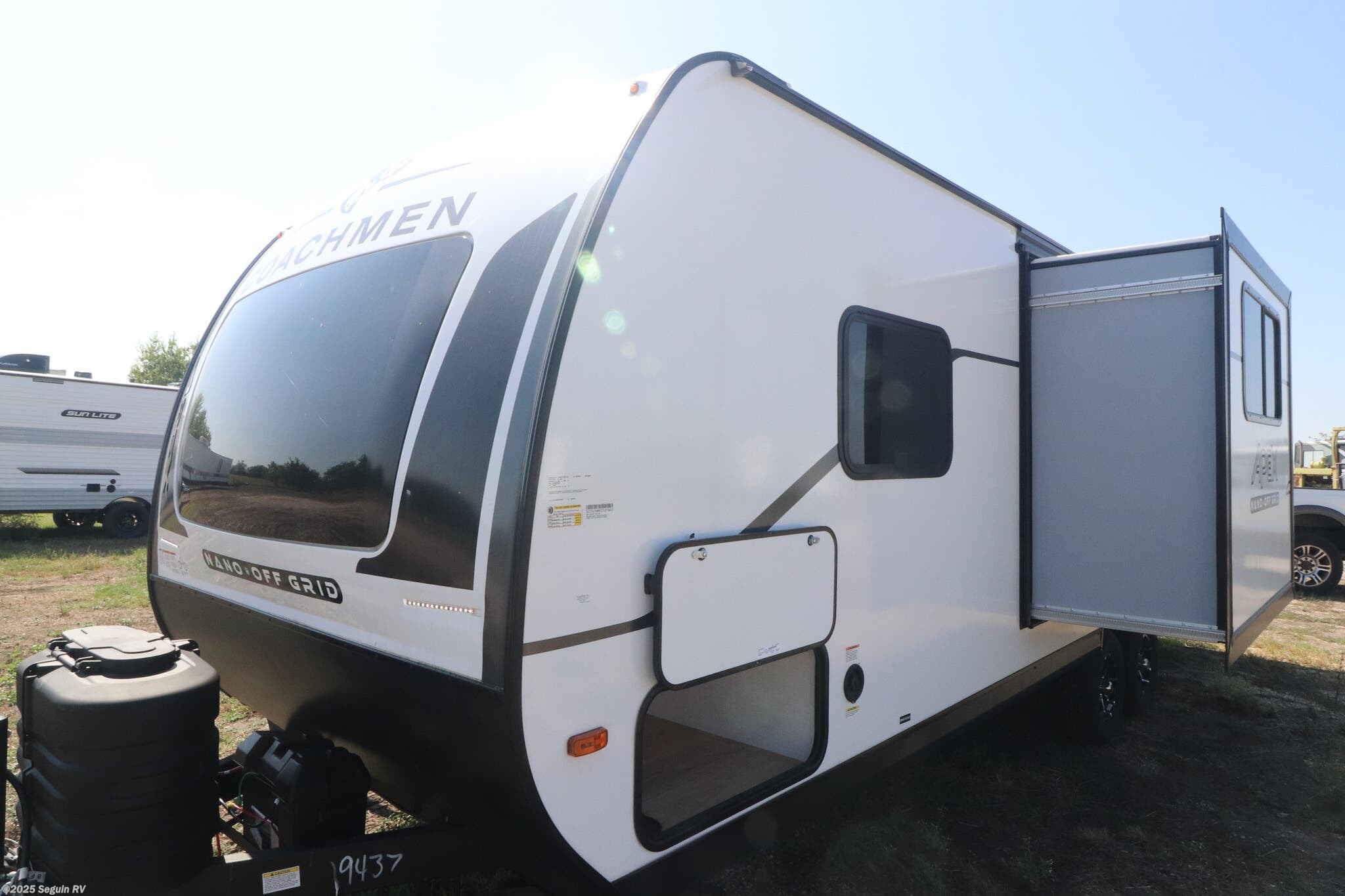New 2026 Coachmen Apex Nano 228BHS available in Seguin, Texas
