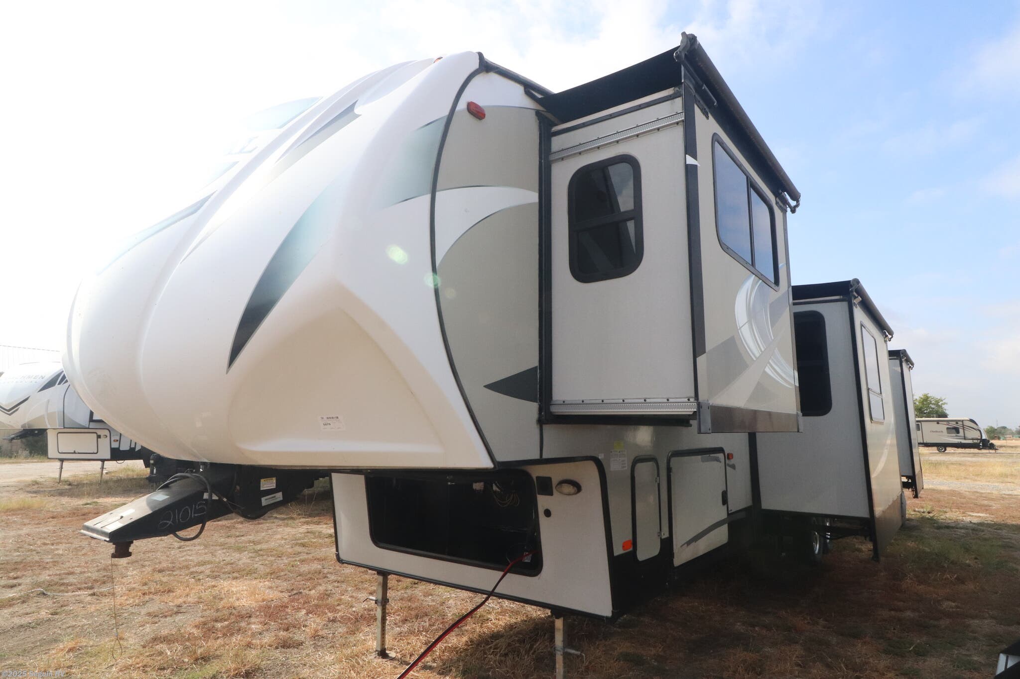 Used 2019 Coachmen Chaparral 370FL available in Seguin, Texas