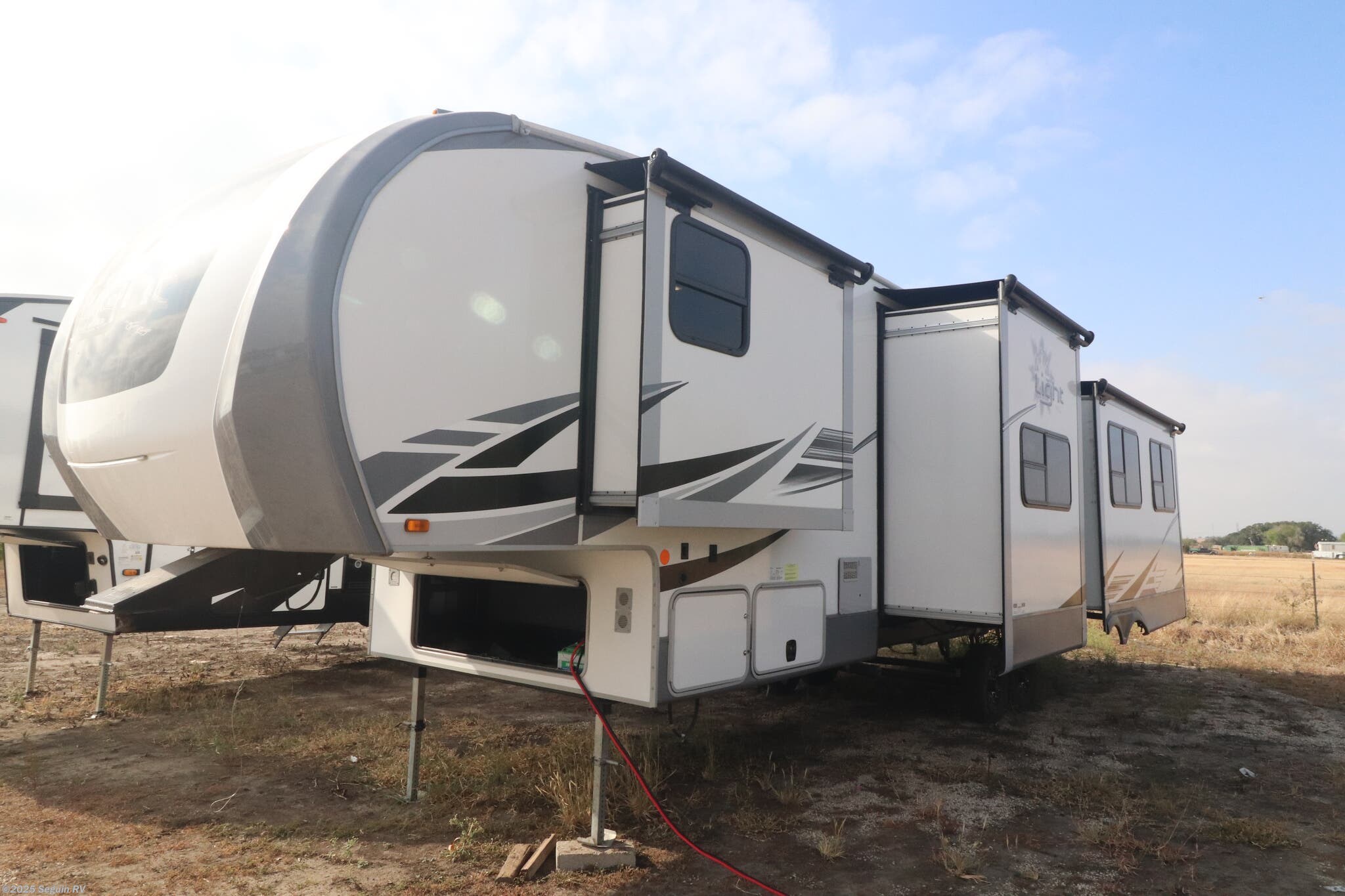 Used 2021 Highland Ridge Open Range 335MBH available in Seguin, Texas