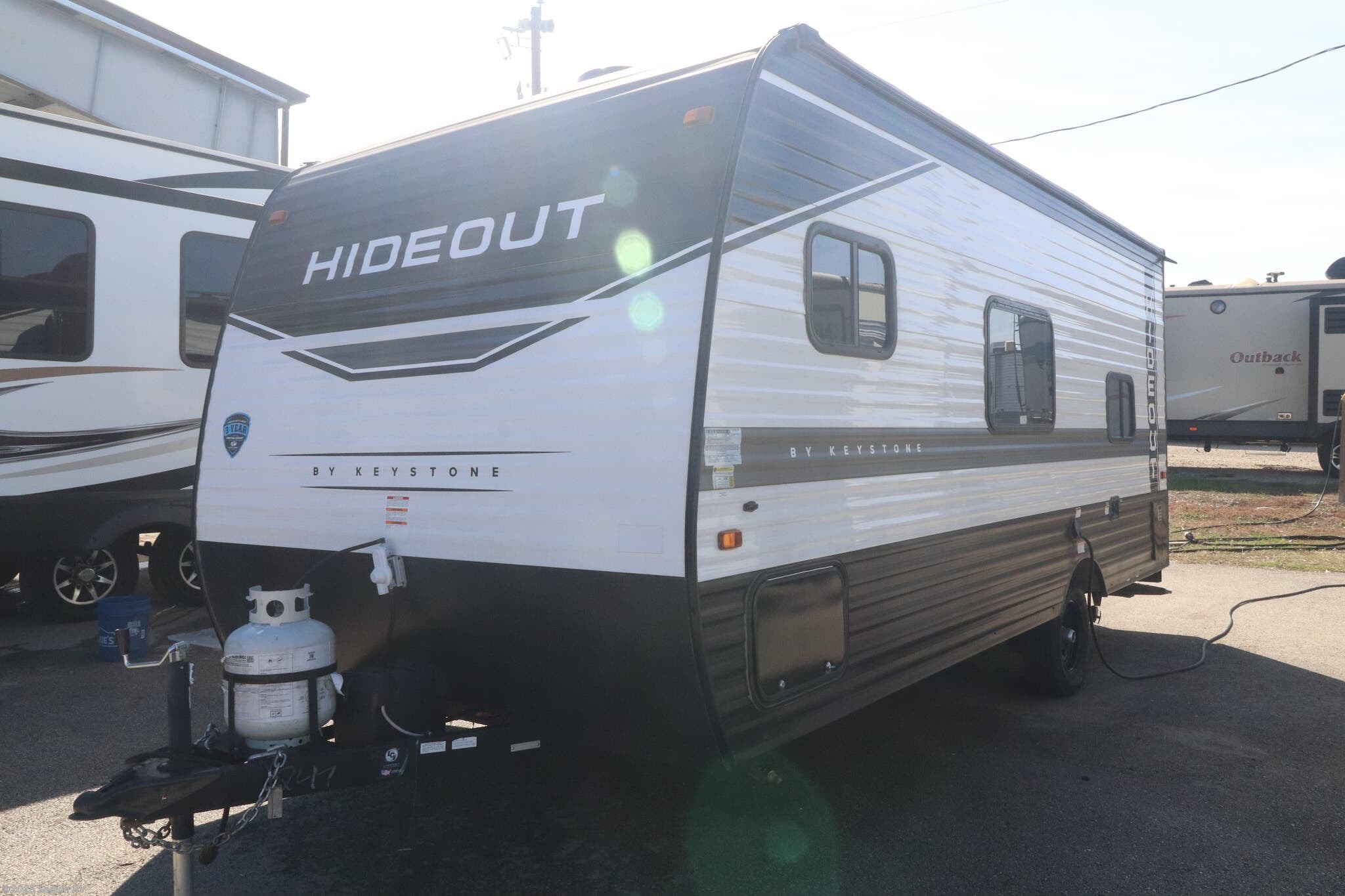 Used 2022 Keystone Hideout 175BH available in Seguin, Texas
