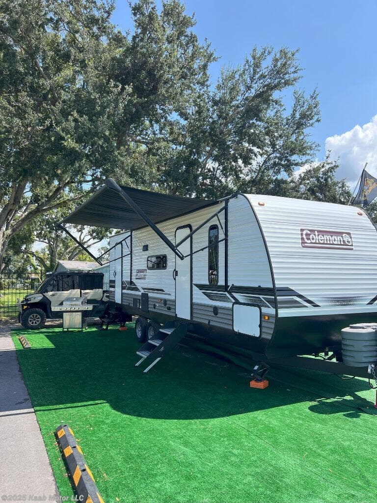 Used 2024 Dutchmen Coleman Lantern LT 263 BH available in Gibsonton, Florida