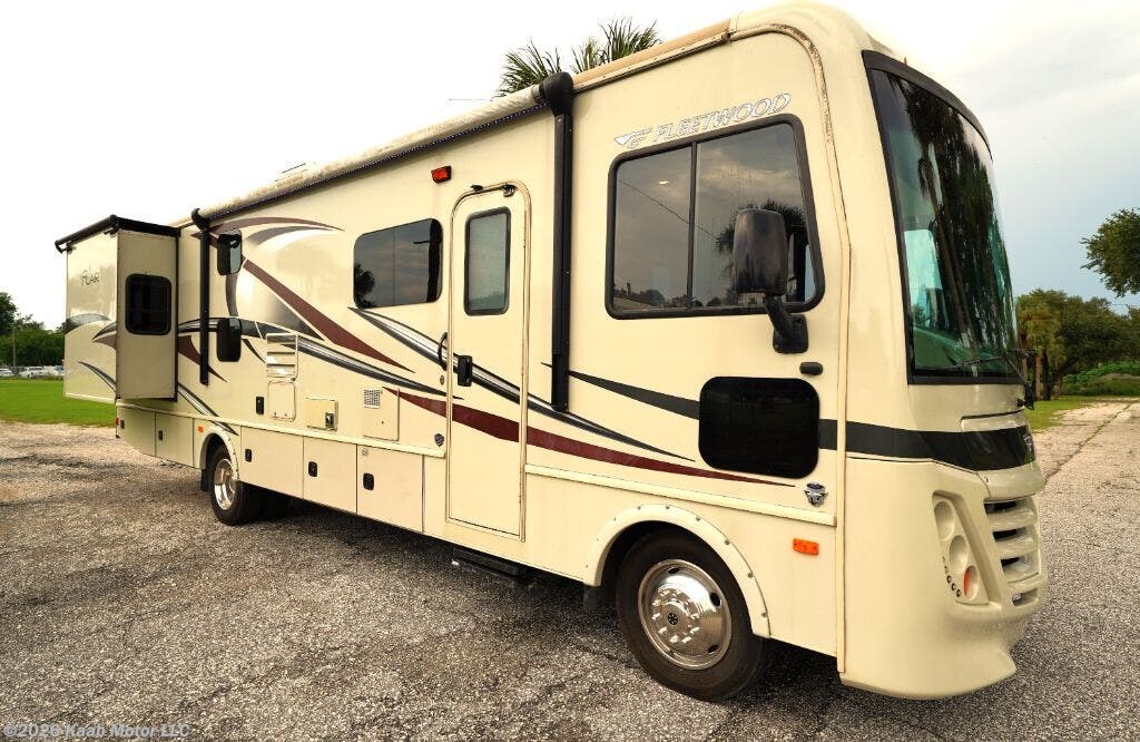 Used 2017 Fleetwood Flair  available in Gibsonton, Florida