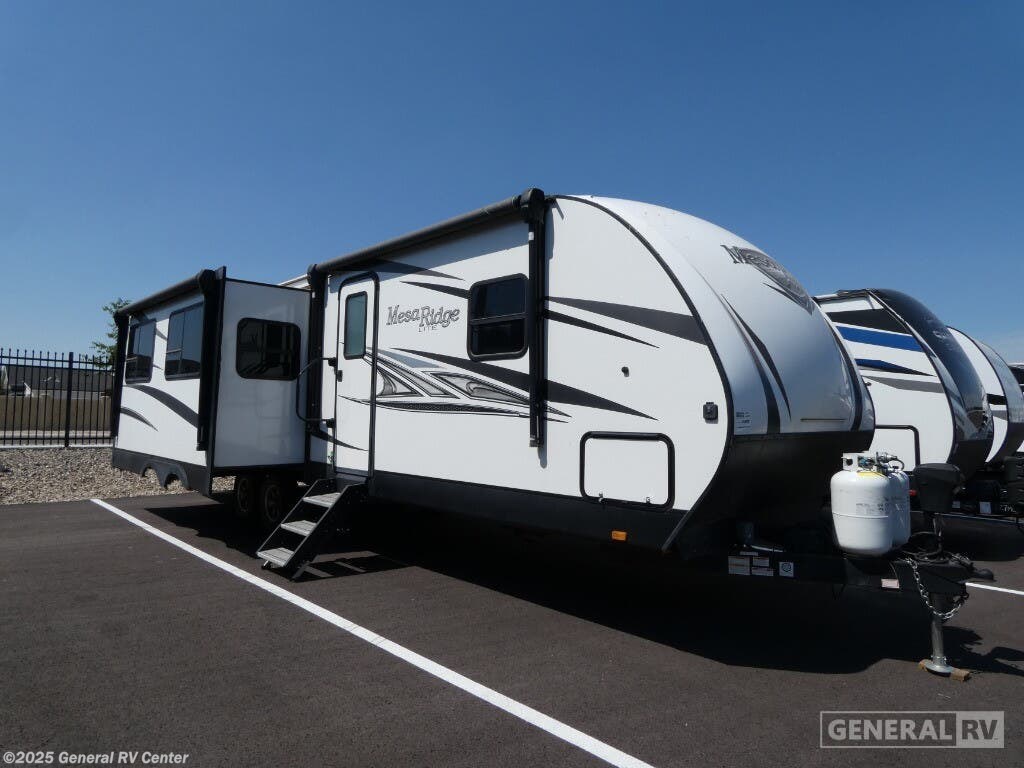 Used 2020 Highland Ridge Mesa Ridge LIT 2910RL available in South Weber, Utah