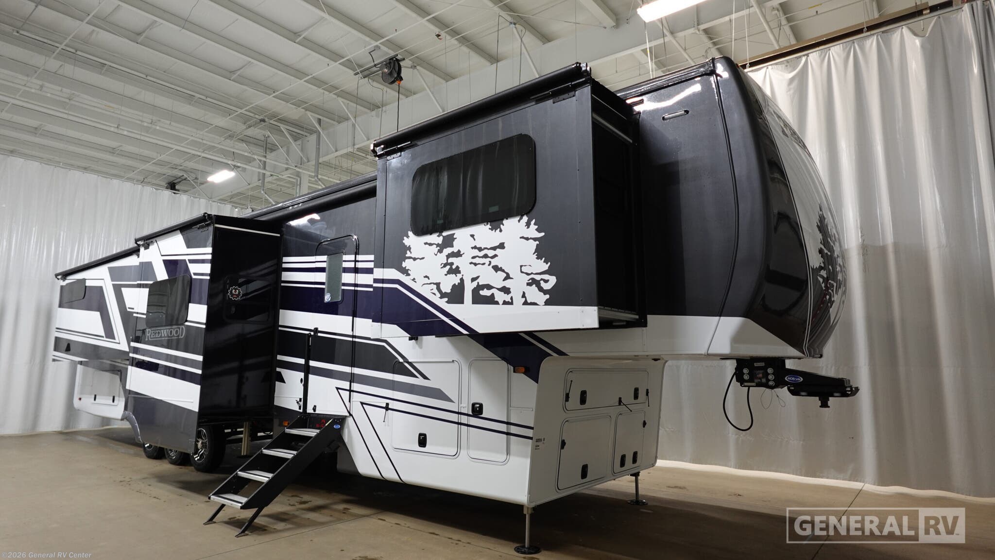 New 2026 CrossRoads Redwood 420FL available in South Weber, Utah