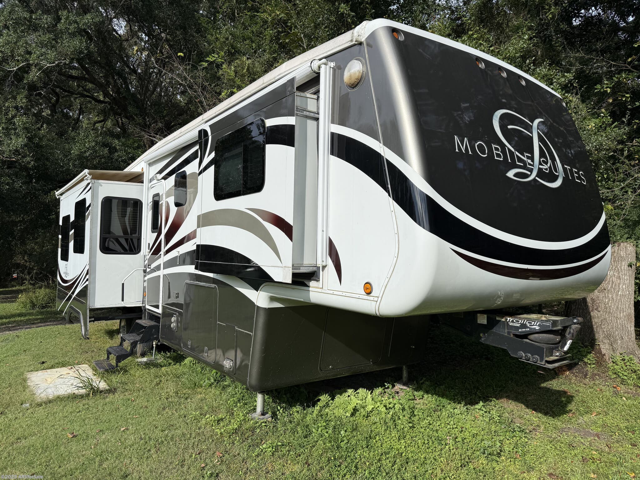 Used 2012 DRV Mobile Suites 36RE3 available in Summerville, South Carolina