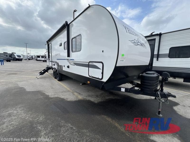 New 2025 Gulf Stream Yellowstone Ranch Edition 26RBS available in Bryant, Arkansas
