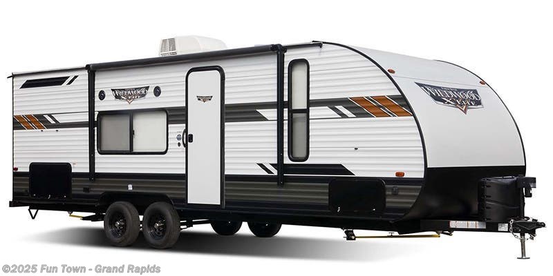 Used 2022 Forest River Wildwood X-Lite 19DBXL available in Rockford, Michigan
