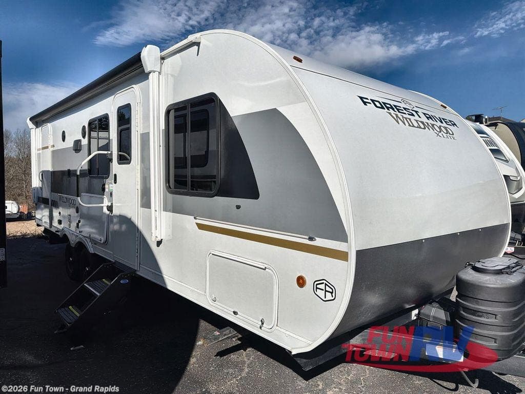 Used 2025 Forest River Wildwood X-Lite 240BHXL available in Rockford, Michigan