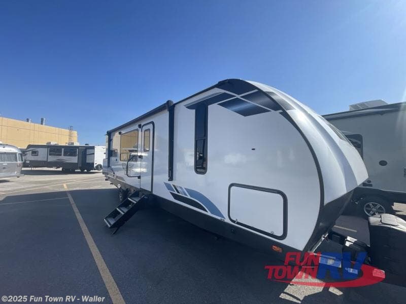 Used 2023 Forest River Vibe 26RK available in Waller, Texas