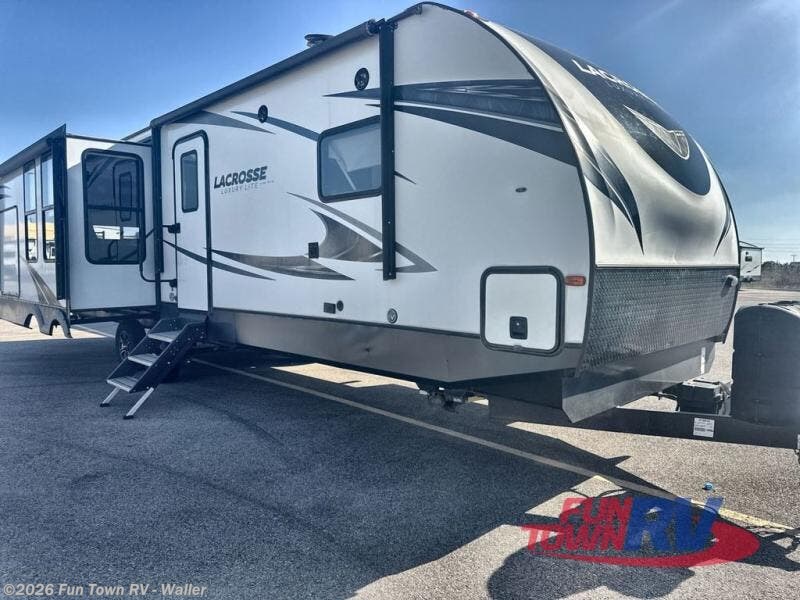 Used 2020 Prime Time LaCrosse 3399SE available in Waller, Texas