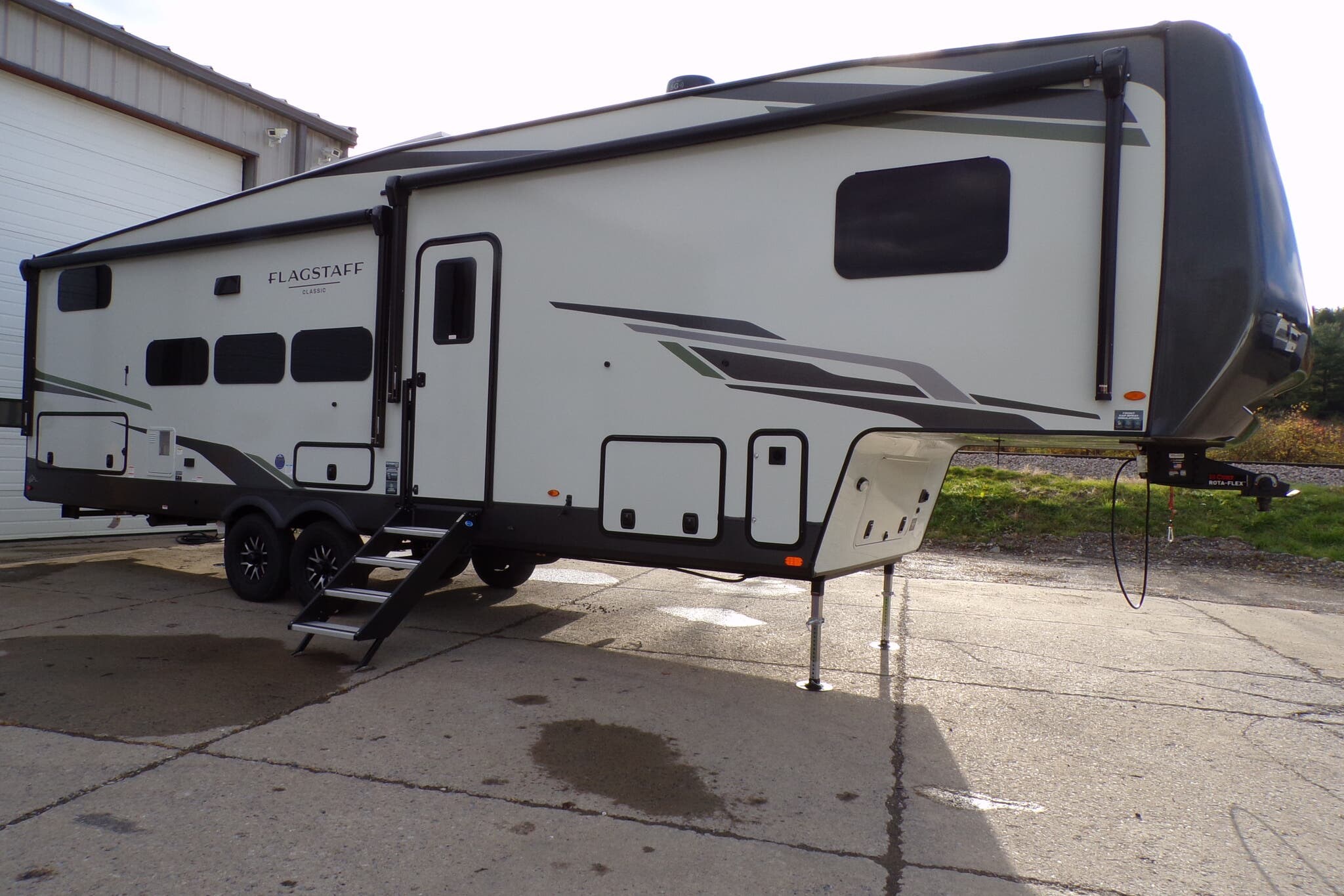 New 2026 Forest River Flagstaff Classic F374DBH available in Brockway, Pennsylvania