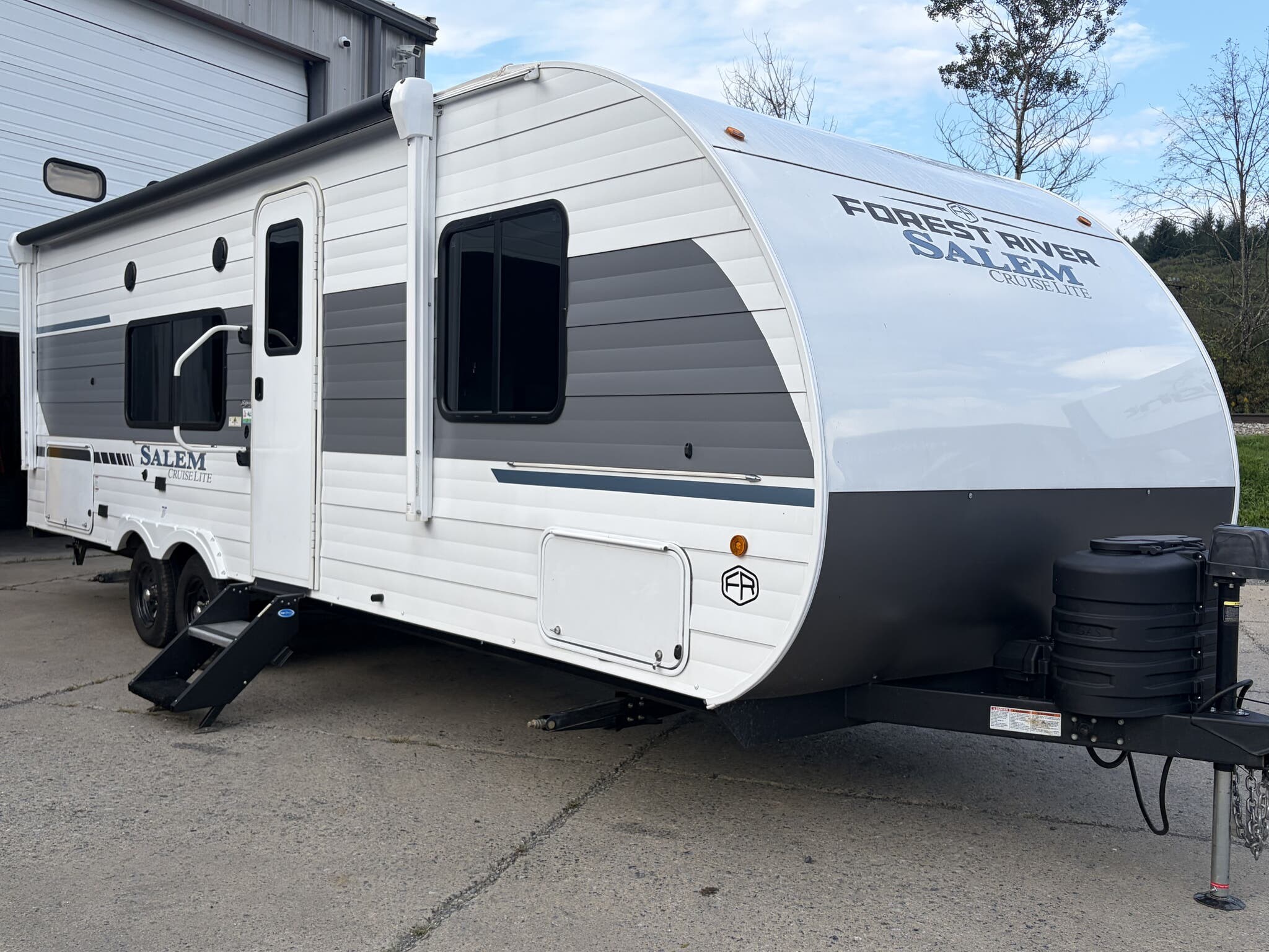 Used 2025  Forest River Salem Cruise Lite 261BHXL by Forest River from Hometown RV LLC in Brockway, PA