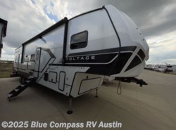 New 2025 Dutchmen Voltage V-Series 3800 available in Buda, Texas