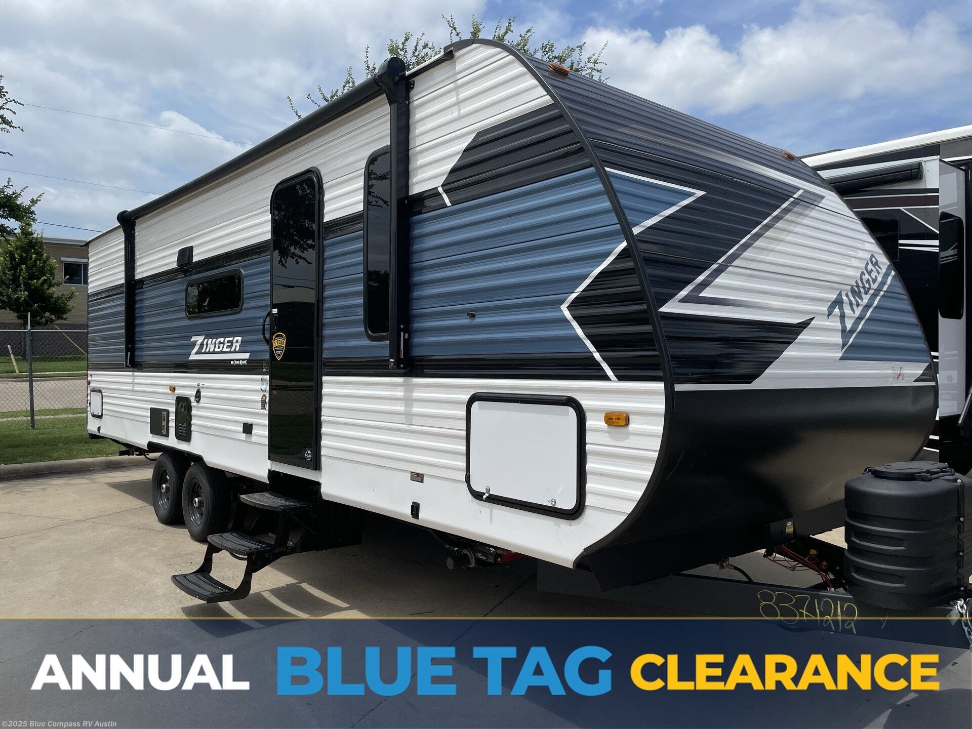 New 2025 CrossRoads Zinger Lite 260BH available in Buda, Texas