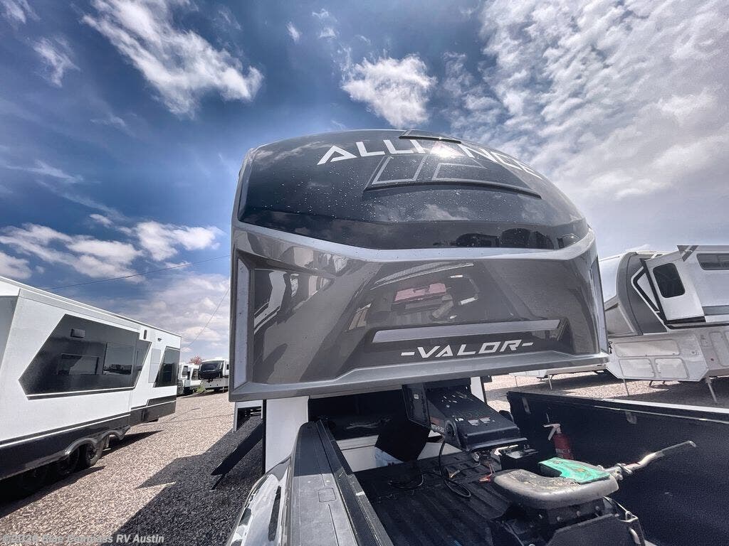 New 2025 Alliance RV Valor 42V14 available in Buda, Texas