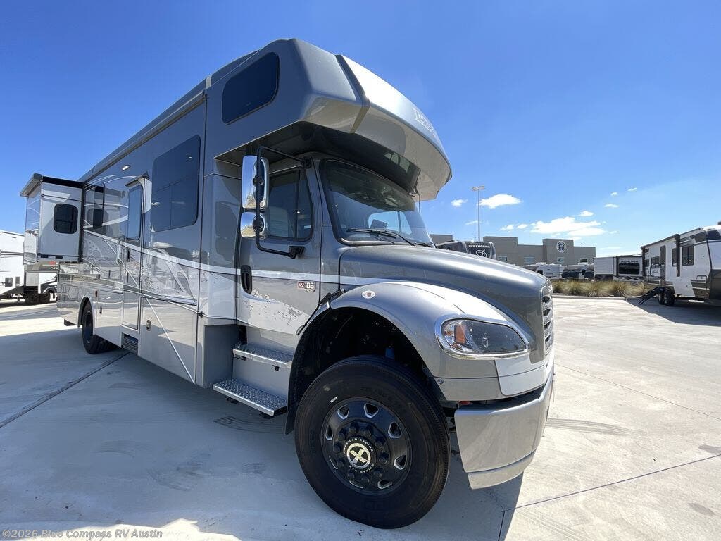 Used 2025 Dynamax Corp DX3 32KD available in Buda, Texas