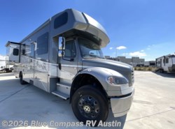 Used 2025 Dynamax Corp DX3 32KD available in Buda, Texas
