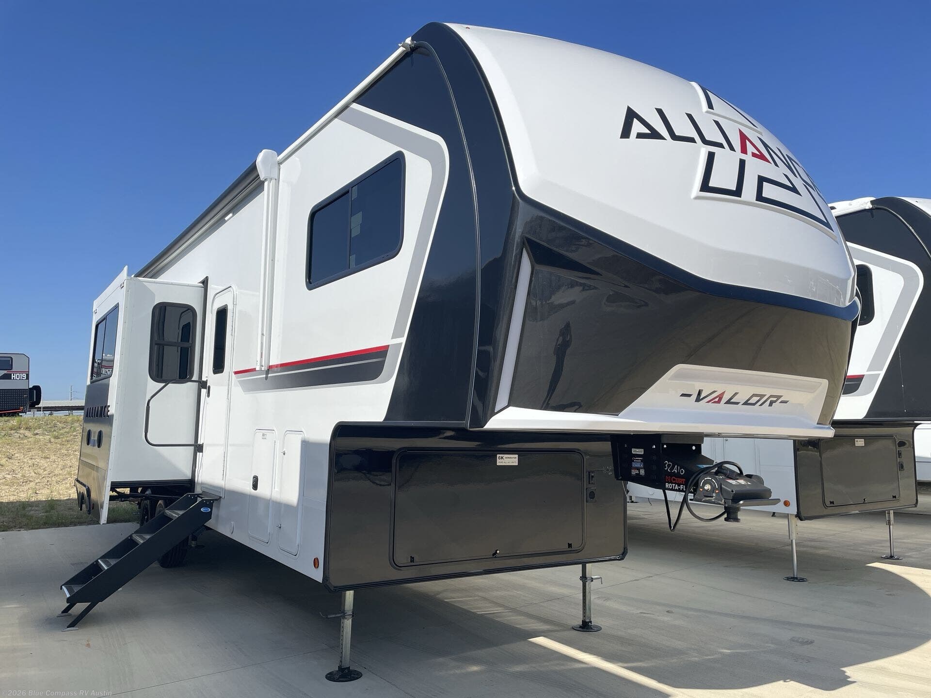 New 2027 Alliance RV Valor All-Access 32A10 available in Buda, Texas