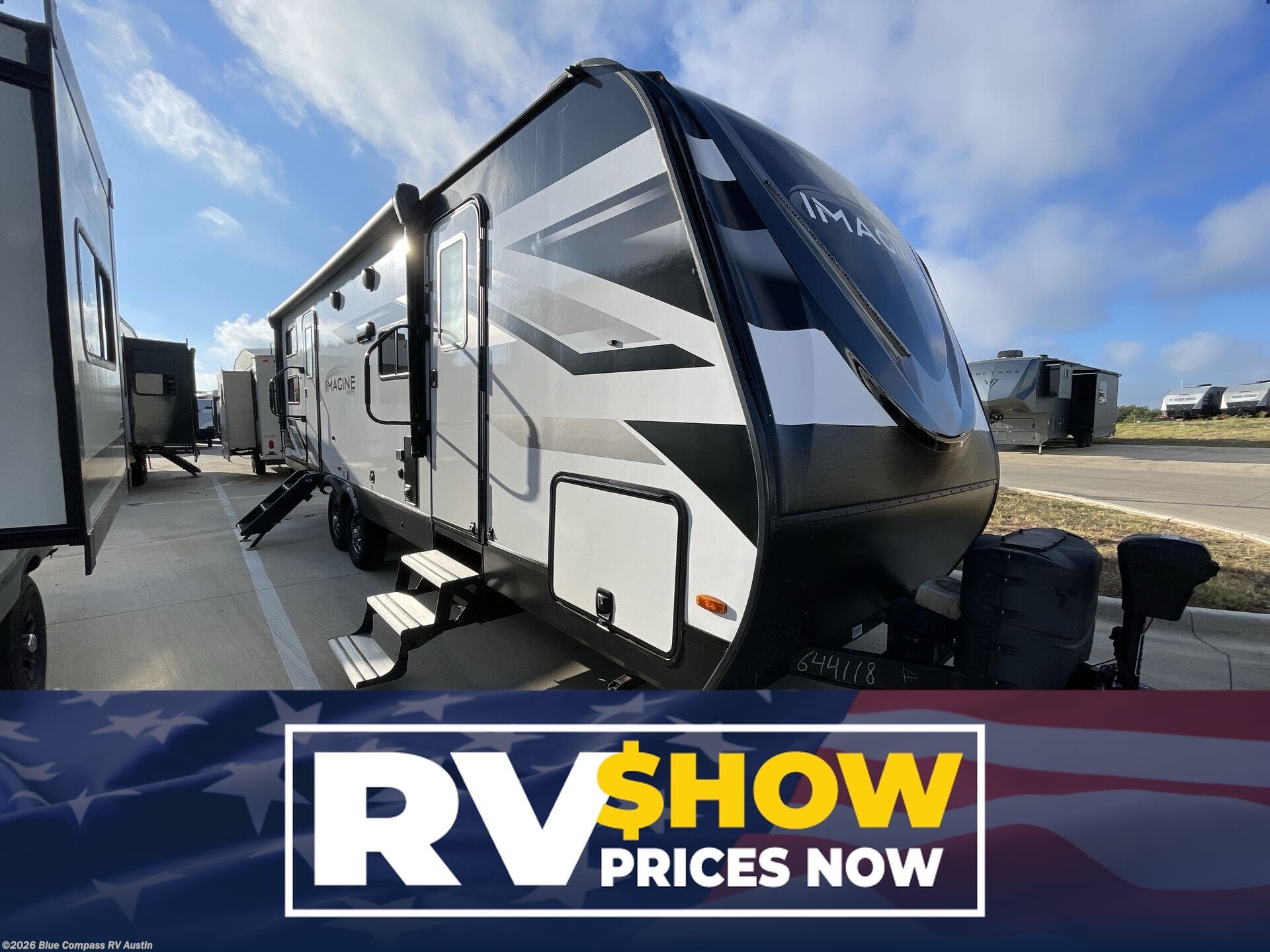 Used 2026  Lance  Lance Travel Trailers 2185 by Lance from Blue Compass RV Austin in Buda, TX