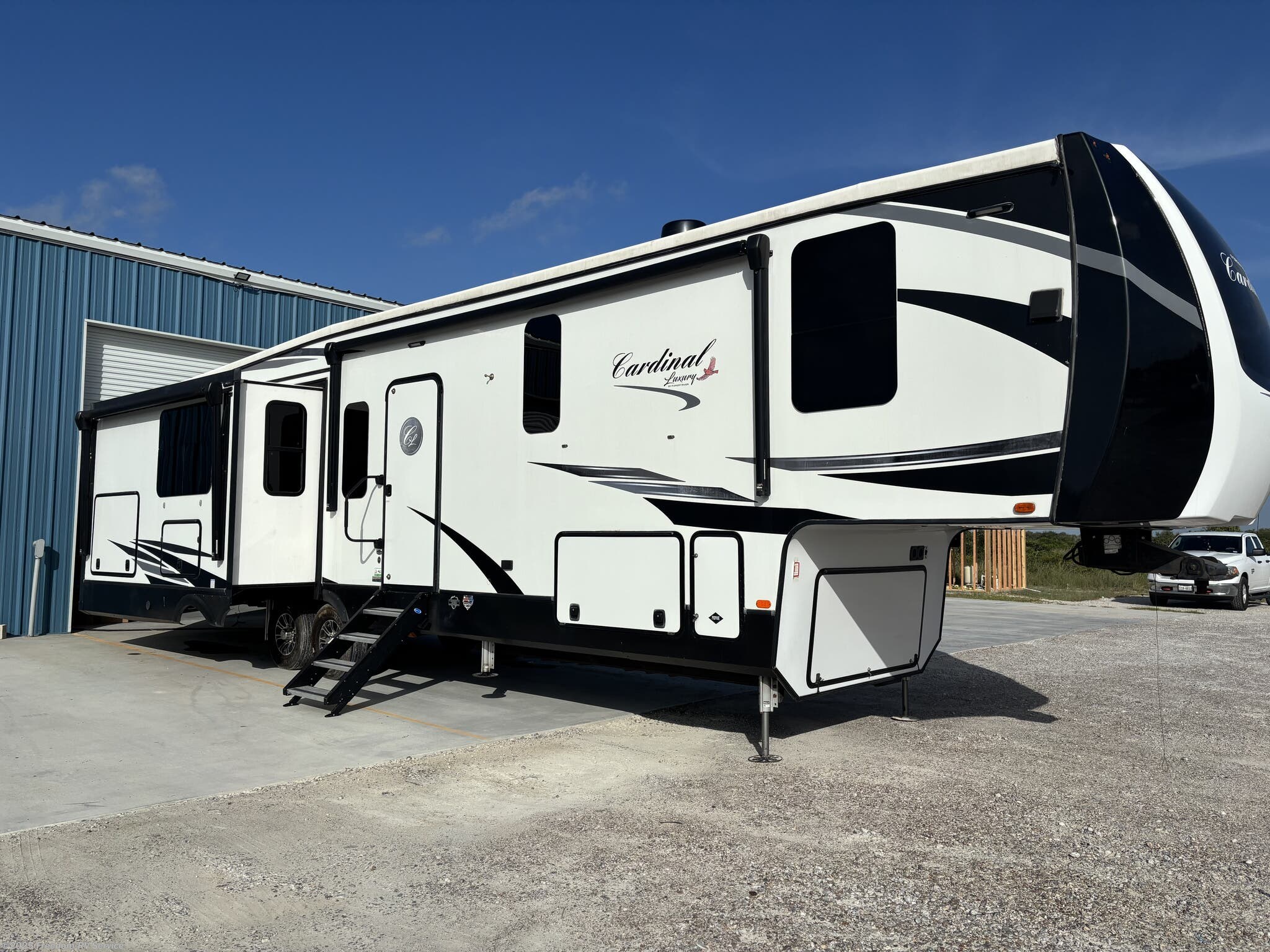 Used 2021 Forest River Cardinal Luxury 345RLX available in Aransas Pass, Texas