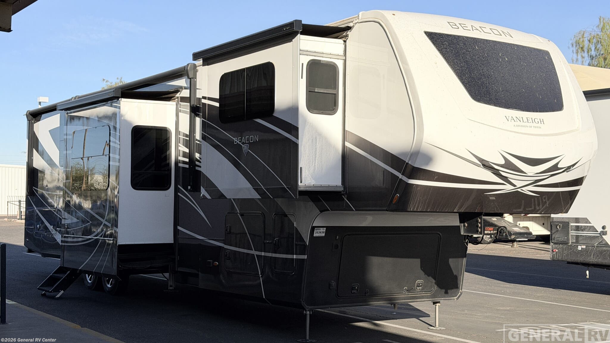 Used 2023 Vanleigh Beacon 41FLB available in Mesa, Arizona