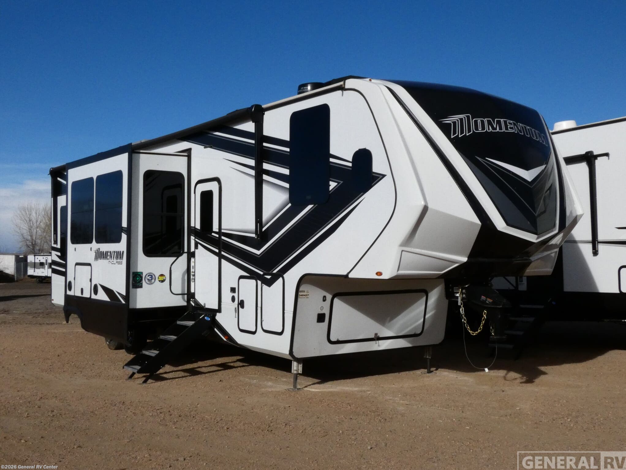 Used 2021 Grand Design Momentum 376THS available in Longmont, Colorado