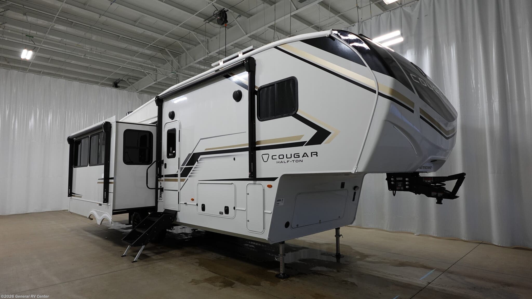 New 2026 Keystone Cougar 28RLI available in Longmont, Colorado