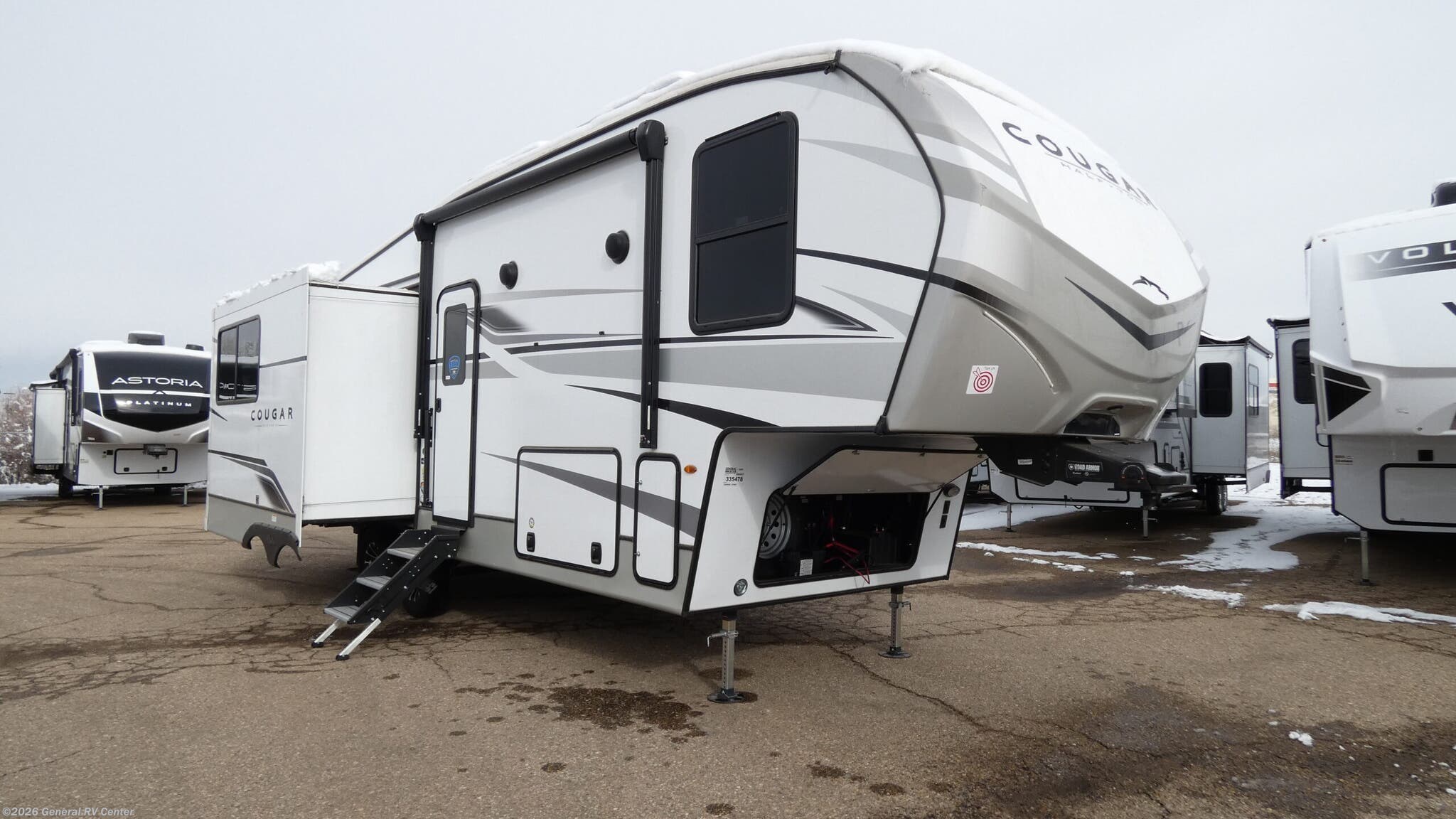 New 2025 Keystone Cougar 27SGS available in Longmont, Colorado