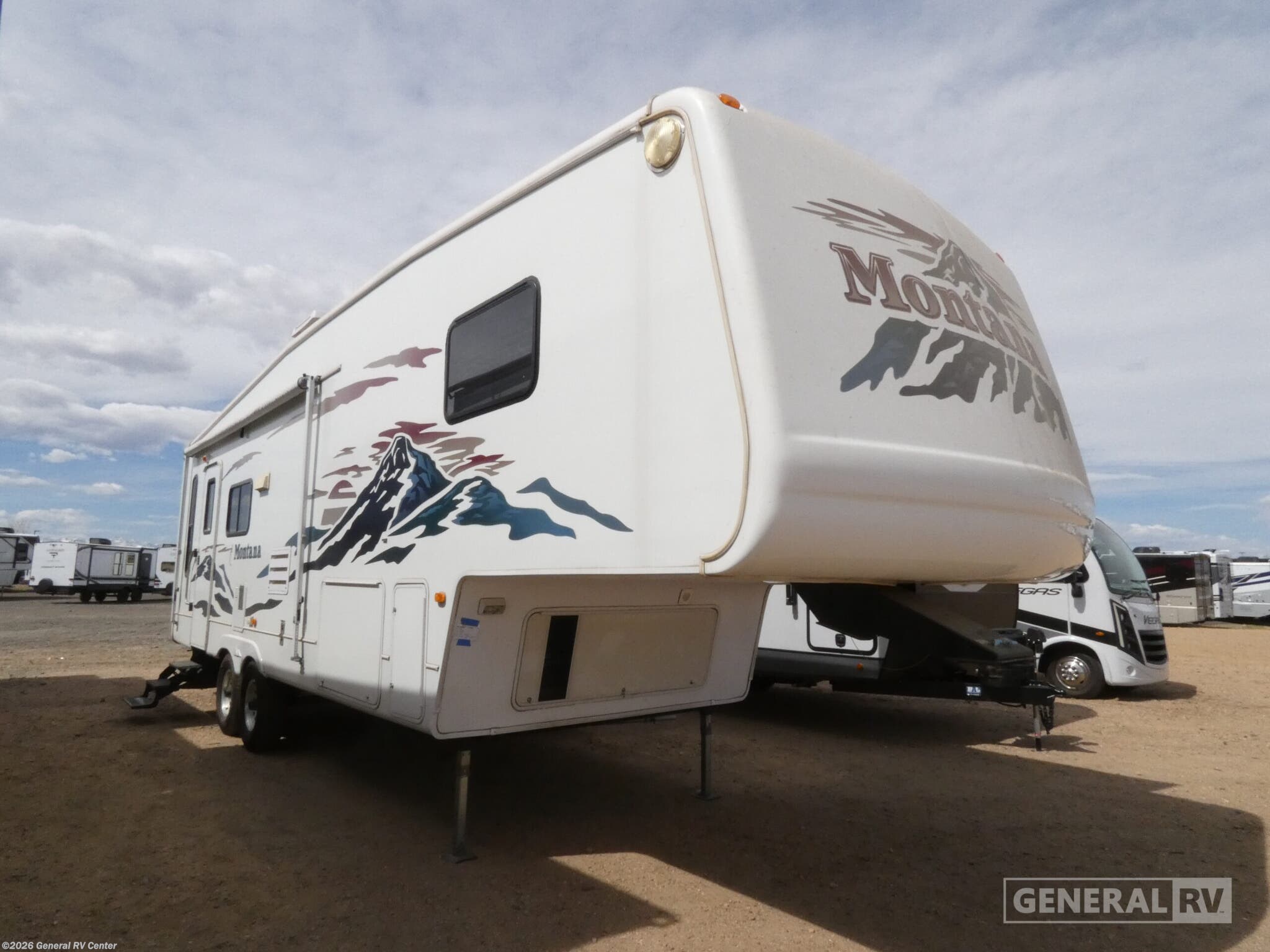 Used 2004 Keystone Montana 2955RL available in Longmont, Colorado
