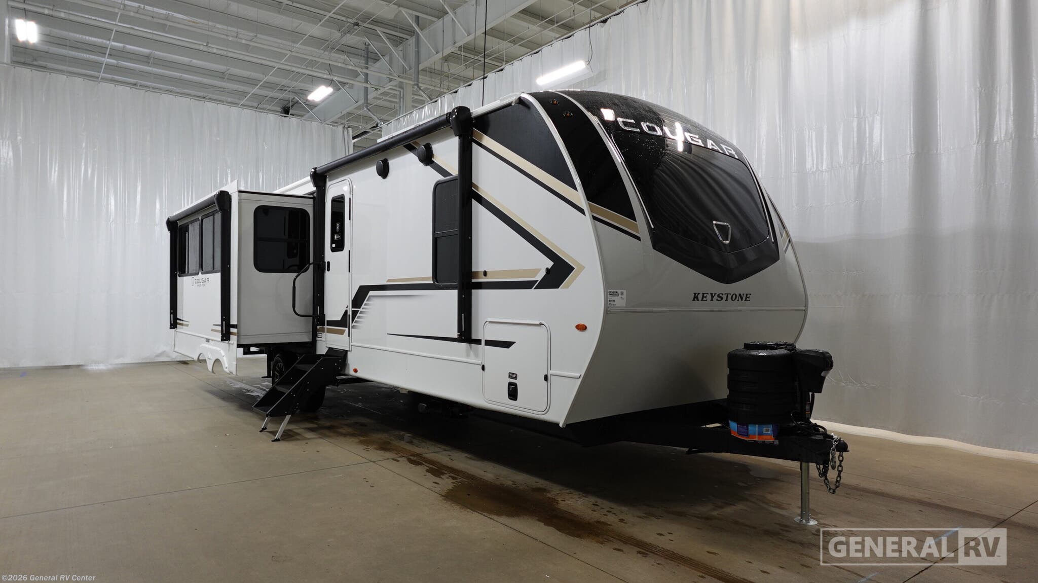 New 2026 Keystone Cougar HALF TON 29RLP available in Longmont, Colorado