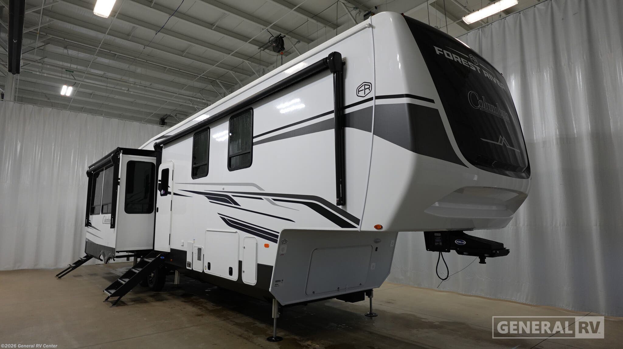 New 2026 Palomino Columbus 384RKH available in Longmont, Colorado